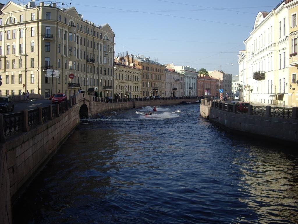 Отель Mansarda near Hermitage (24 отзыва) в Центральный район,  Санкт-Петербург. Забронировать Mansarda near Hermitage, Naberezhnaya reki  Moyki, 31