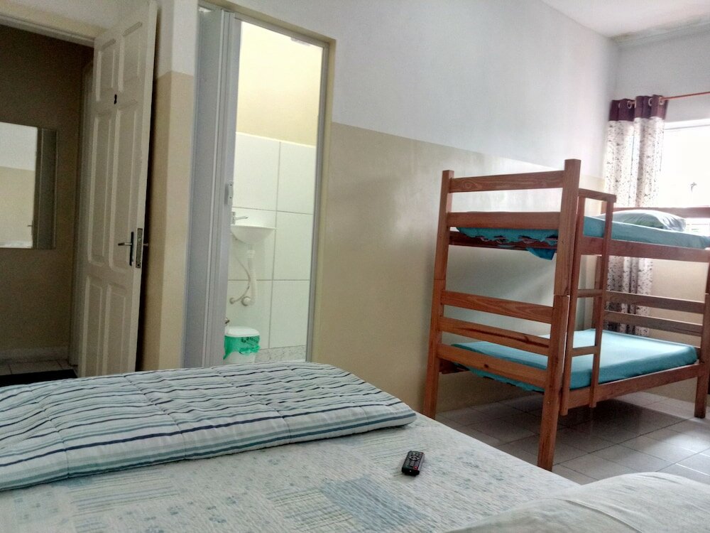 Кровать в общем номере (мужской номер) Hotel Mundial do Brás