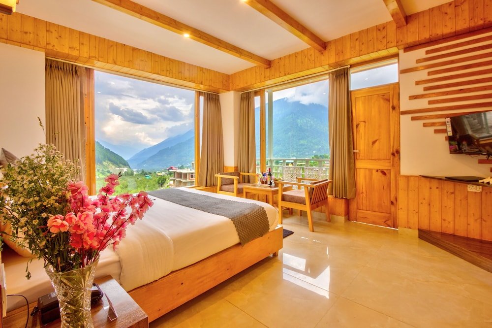Номер Premium с балконом и с видом на горы La Aero Resort Home in Snow Mountains