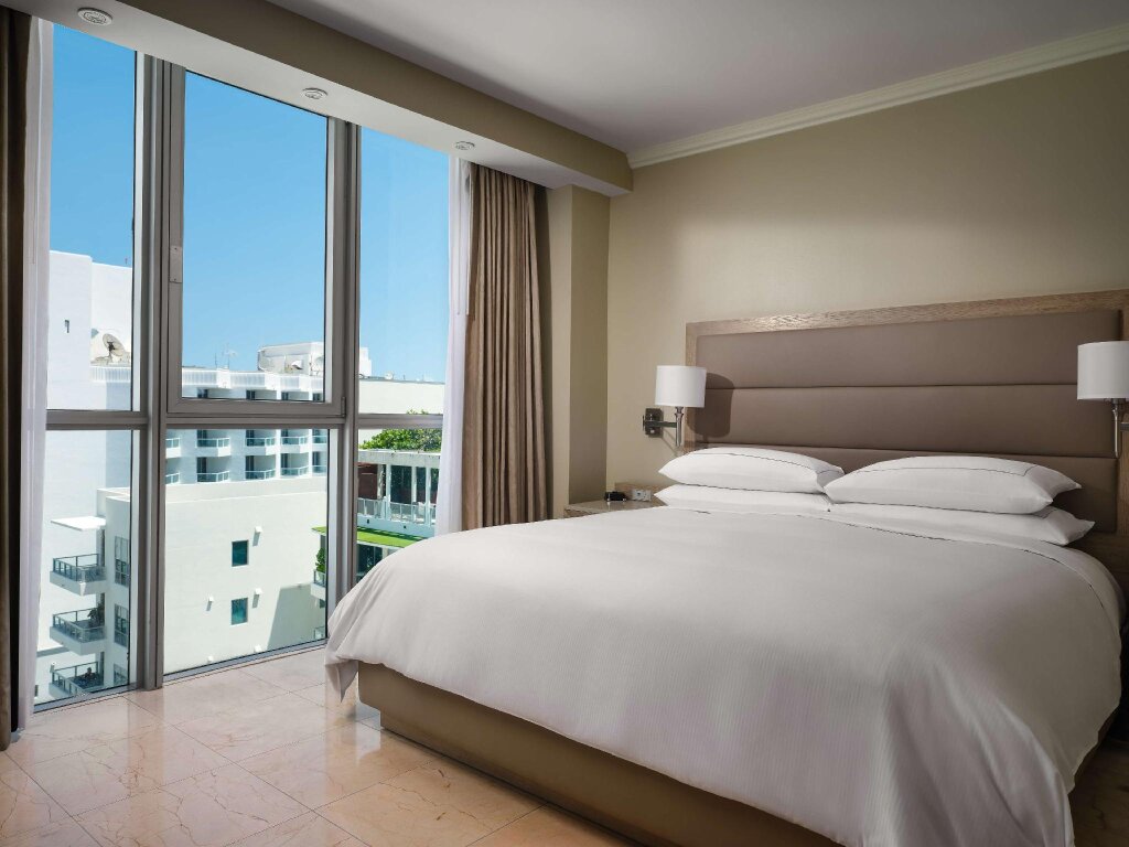 Suite doppia 1 camera da letto con vista sulla città Hilton Bentley Miami/South Beach
