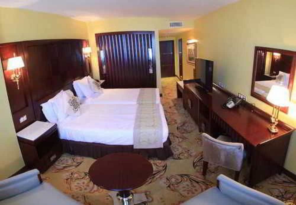 Superior Doppel Zimmer mit Balkon Oasis Hotel