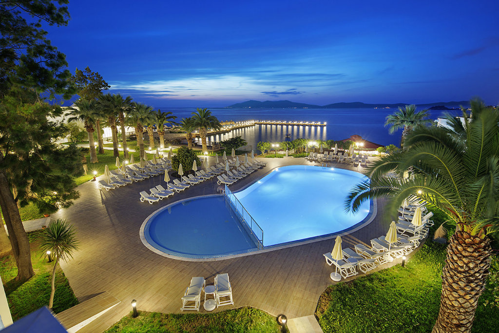 Le bleu Hotel Resort Kusadasi