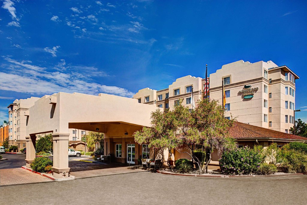 Номер Standard с 2 комнатами Homewood Suites by Hilton Albuquerque Uptown