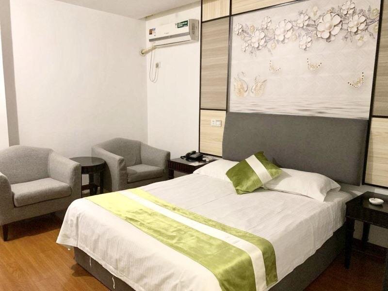 Standard Zimmer GreenTree Inn Taicang Baolong Square Hotel