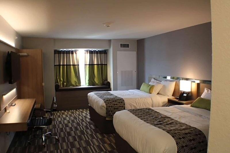 Standard Zimmer Microtel Inn & Suites by Wyndham Liberty/NE Kansas City Area