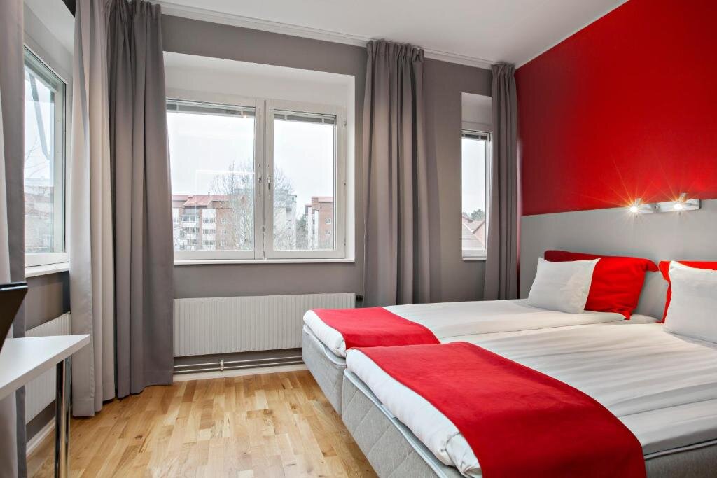 Standard Quadruple room Connect Hotel Stockholm