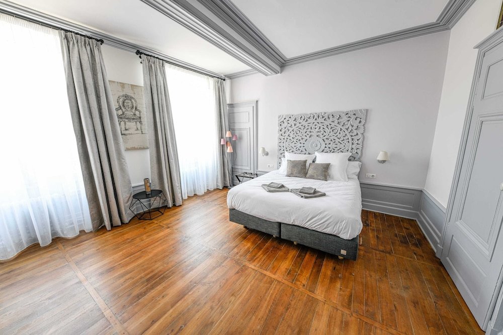 Luxus Zimmer Maison Qualisterra - Chambre d'Hôtes