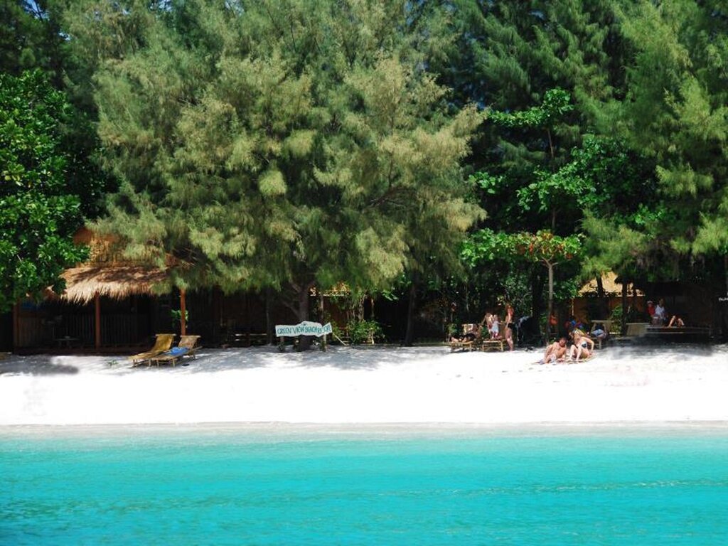 Бунгало Green View Beach Resort