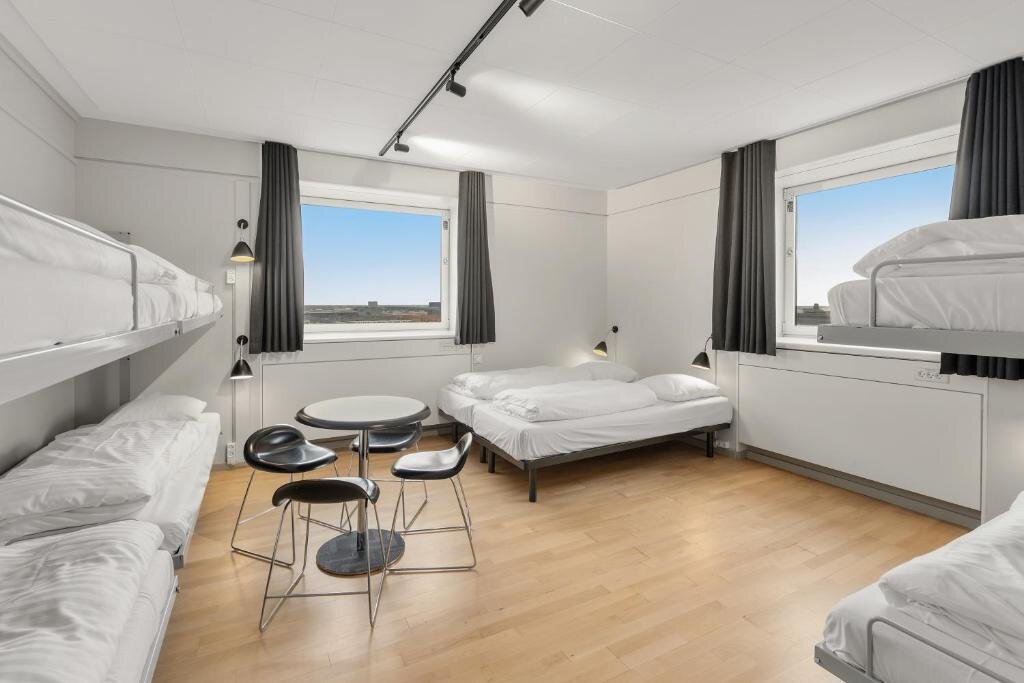 Кровать в общем номере Danhostel Copenhagen City & Apartments