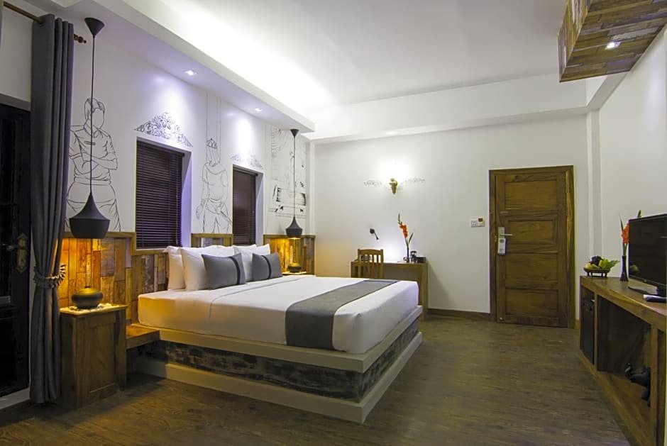 Deluxe Double room with balcony Double Leaf Boutique Hotel