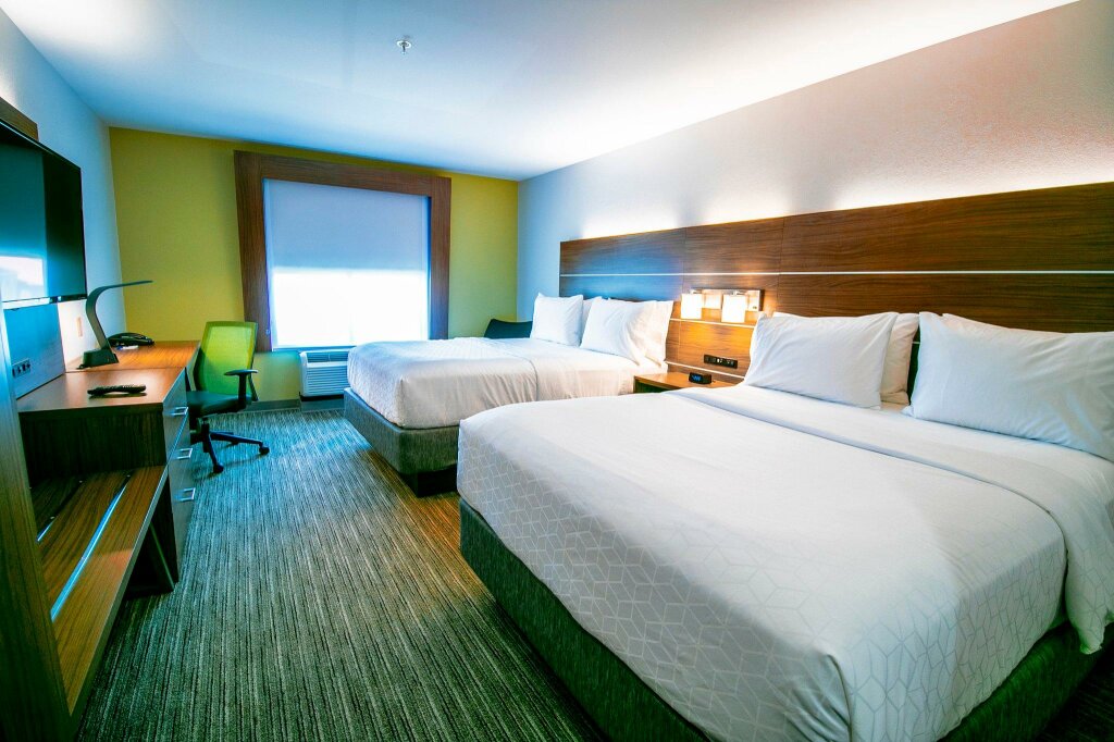 Standard Double room Holiday Inn Express Hotel & Suites, a Baton Rouge-Port Allen, an IHG Hotel