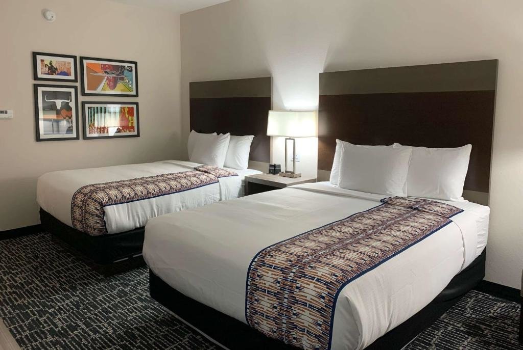 Двухместный номер Standard La Quinta Inn & Suites by Wyndham-Red Oak TX IH-35E