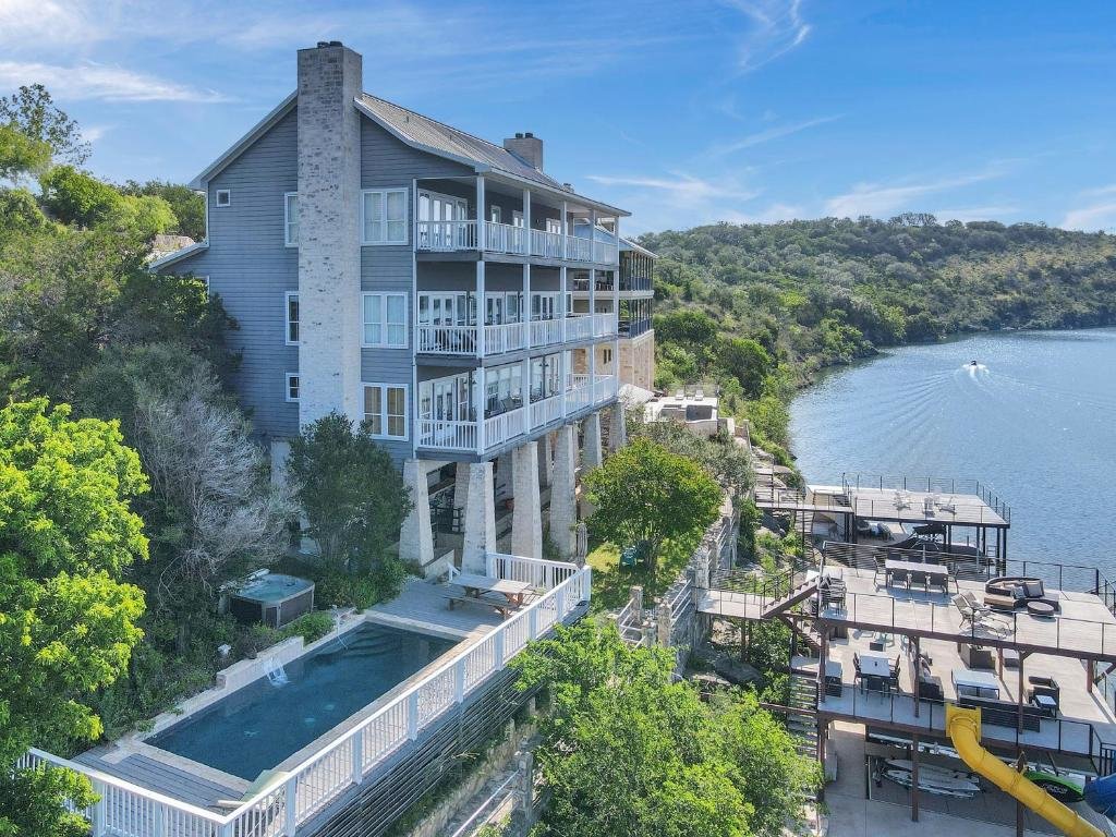 Habitación Estándar Luxury Lake Marble Falls House with Swimming Pool Hot Tub and private boat slip