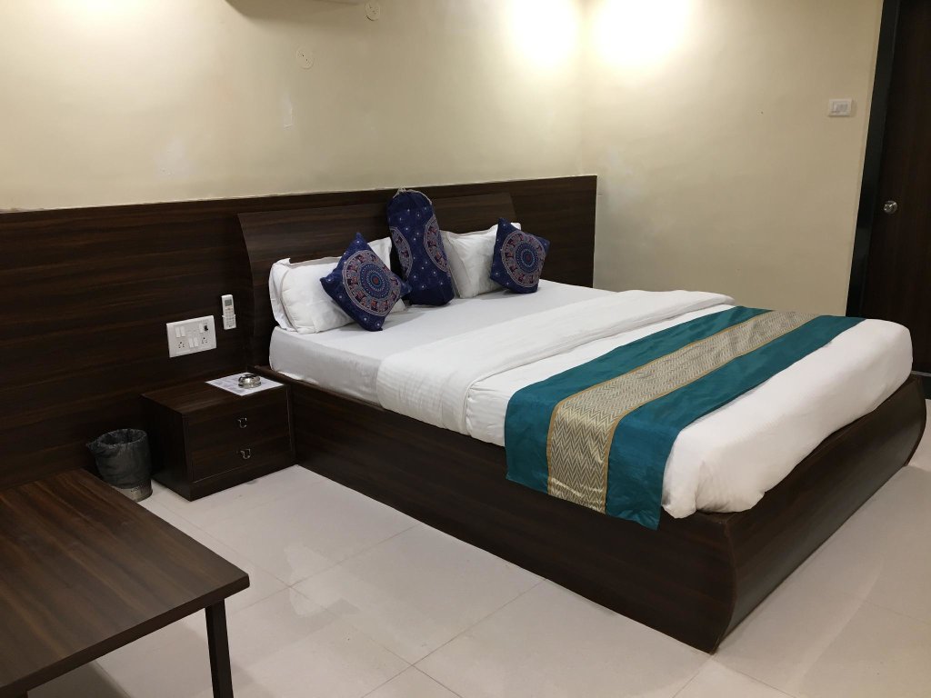 Deluxe Zimmer Hotel Sai Sharan Stay Inn Turbhe