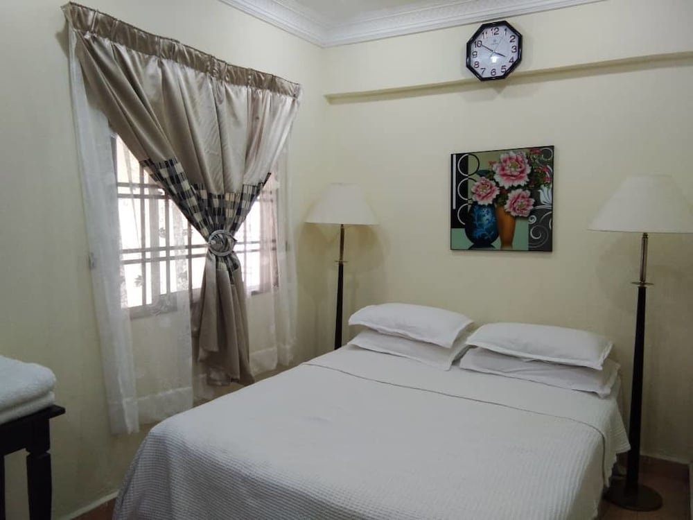 Номер Comfort Ainis Guest House In Vista Amani Condominium Kuala Lumpur