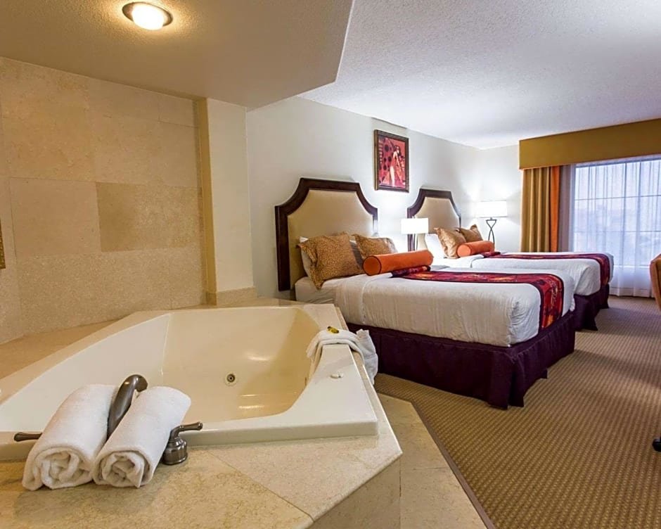Четырёхместный номер Standard с частичным видом на океан Castillo Real Resort Hotel