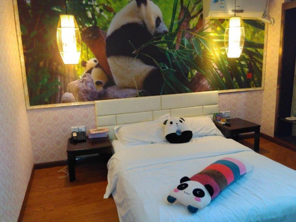 Standard Double room Panda Price Selected Hotel Chengdu Xinhua Park Branch