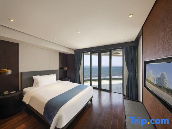 Suite 4 Zimmer Howard Johnson Sandalwoods Resort Shuangyue Bay Huidong Huizhou