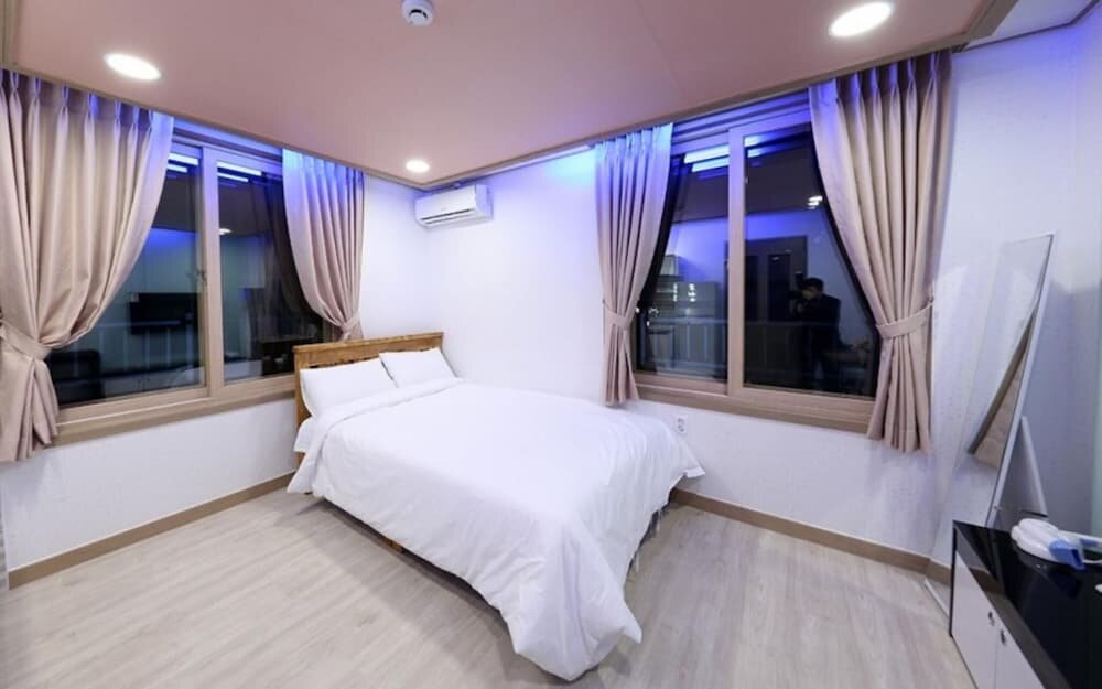 Standard Double room Boryeong Donggrami Pension