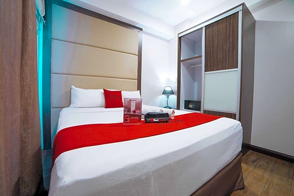 Семейный люкс RedDoorz Premium @ West Avenue Quezon City