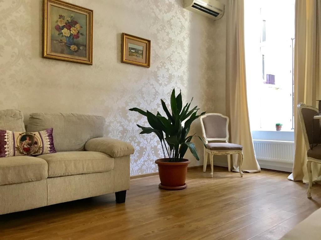 Апартаменты Deluxe Charming Apartment in Old Town