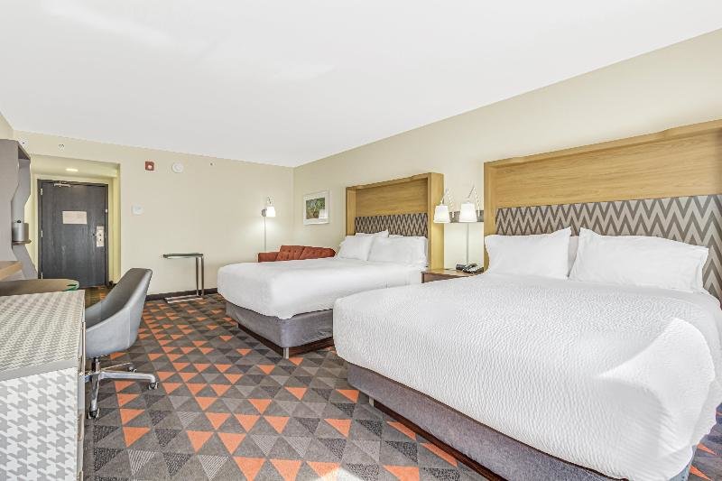 Двухместный номер Premium Holiday Inn Spartanburg Northwest