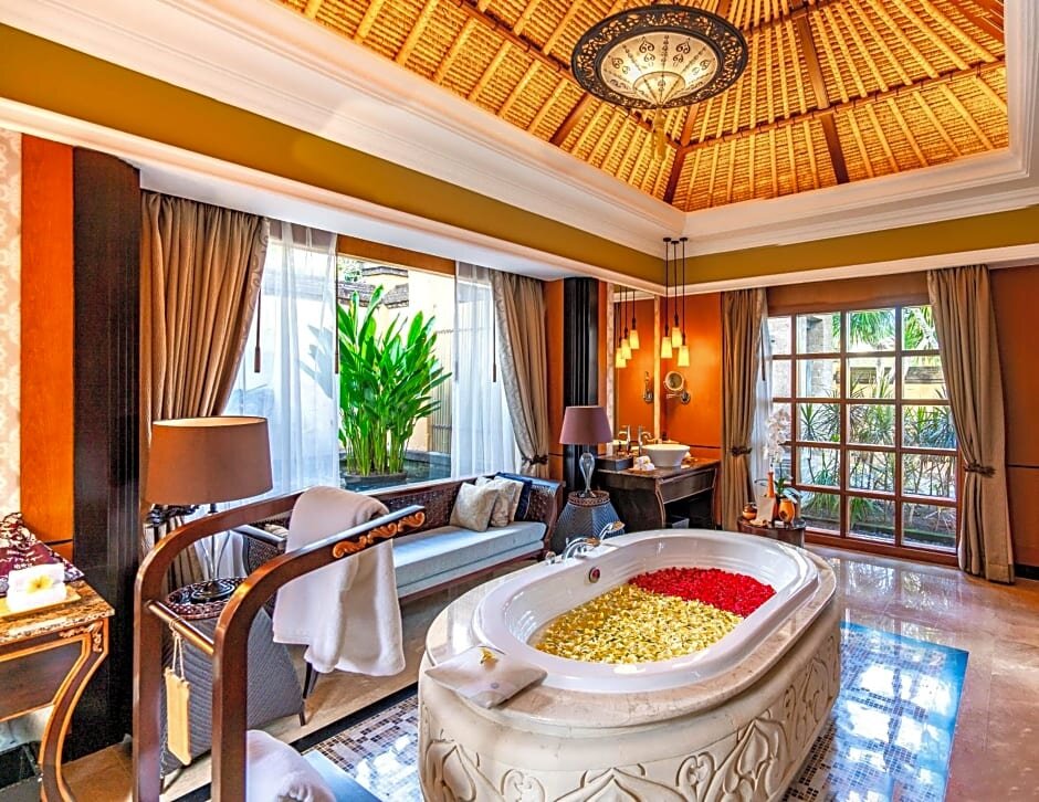Двухместная вилла c 1 комнатой oceanfront AYANA Villas Bali