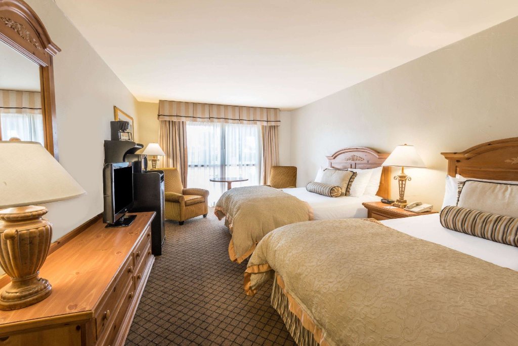 Suite quadrupla Ramada by Wyndham Las Cruces Hotel & Conference Center