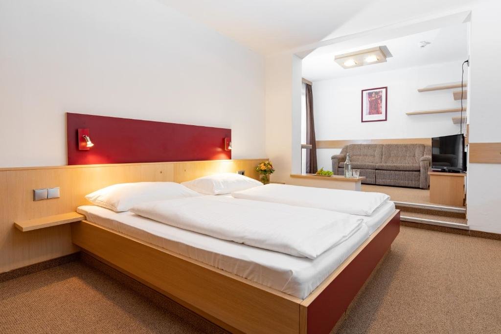 Standard Doppel Zimmer Hotel Trattnerhof