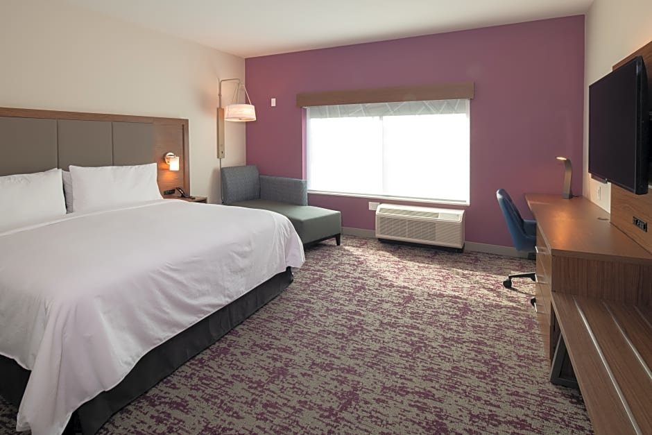 Номер Premium Holiday Inn Express & Suites - Little Rock Downtown, an IHG Hotel