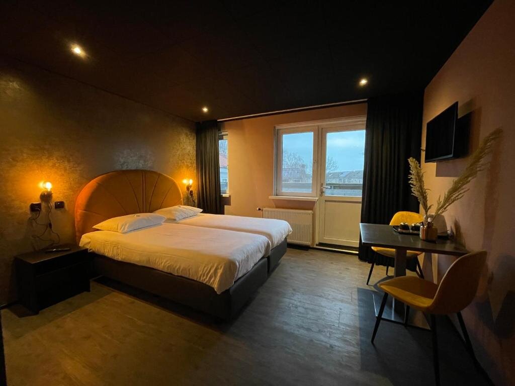 Standard Doppel Zimmer mit Balkon Hotel Restaurant Anno Nu