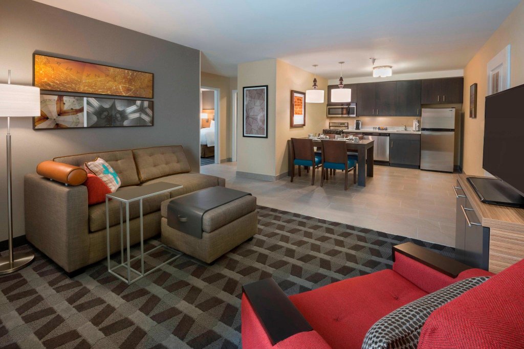 Люкс TownePlace Suites by Marriott Ottawa Kanata
