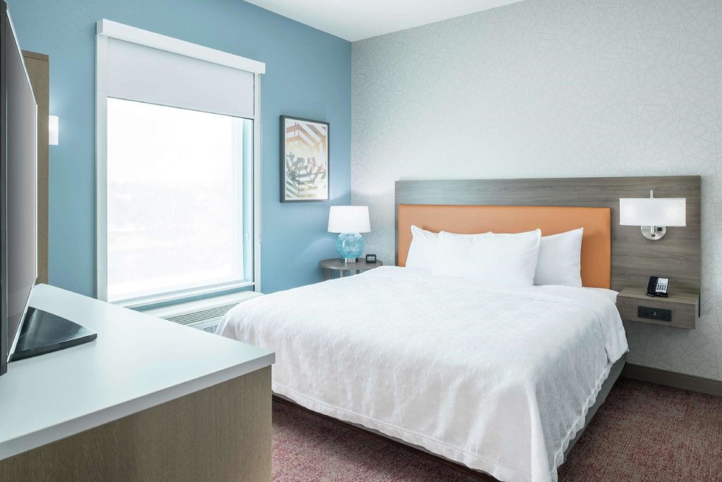 Двухместный люкс c 1 комнатой Home2 Suites By Hilton Orlando Airport
