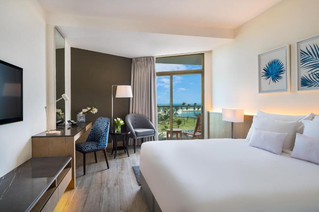 Двухместный номер с видом на море Курортный отель JA The Resort - JA Beach hotel