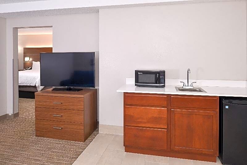 Suite Standard Holiday Inn Express Towson- Baltimore North, an IHG Hotel