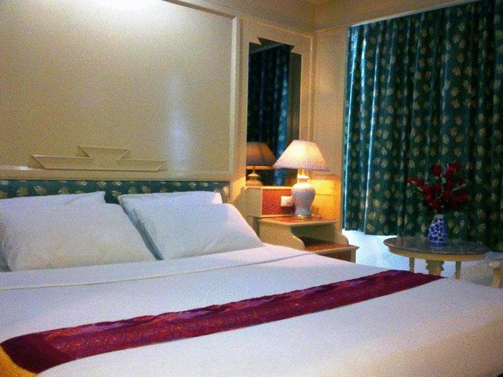Superior Double room AA Hotel Pattaya