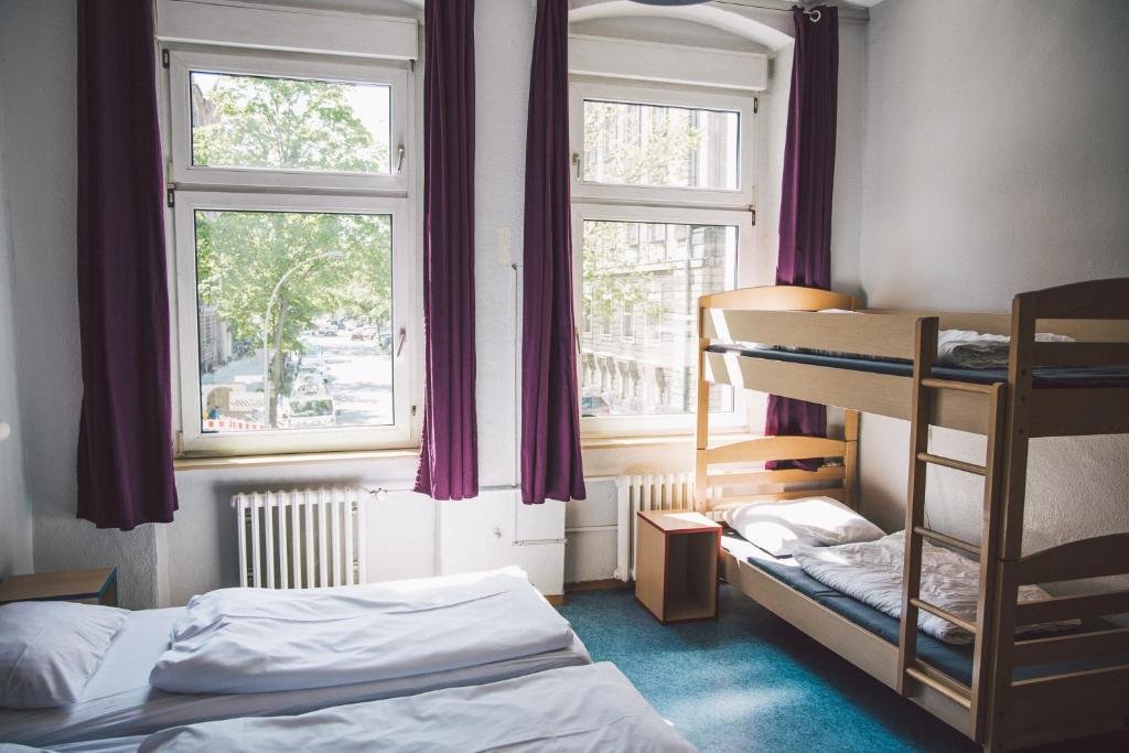Cama en dormitorio compartido Happy Hotel Berlin