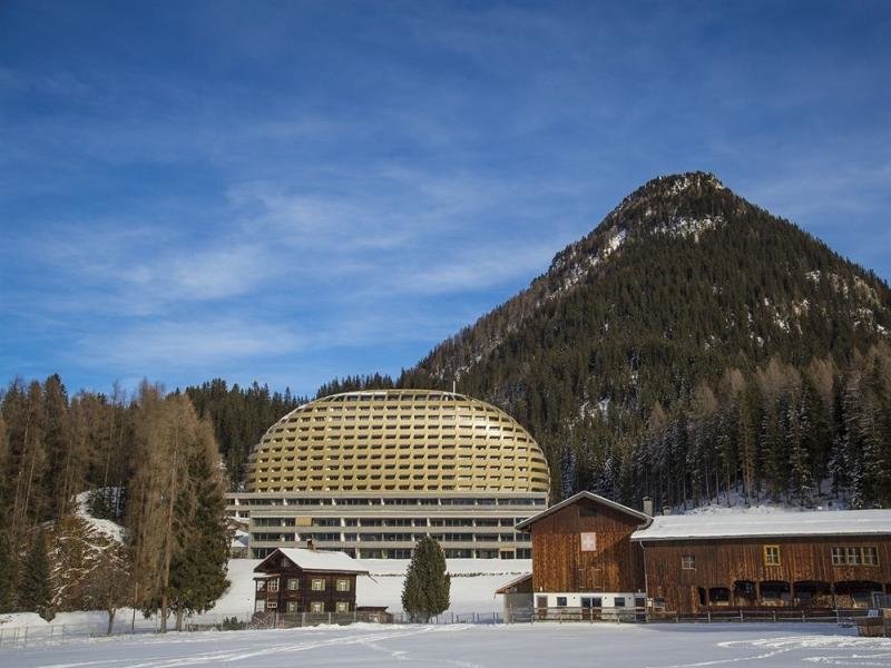 Номер Deluxe AlpenGold Hotel Davos