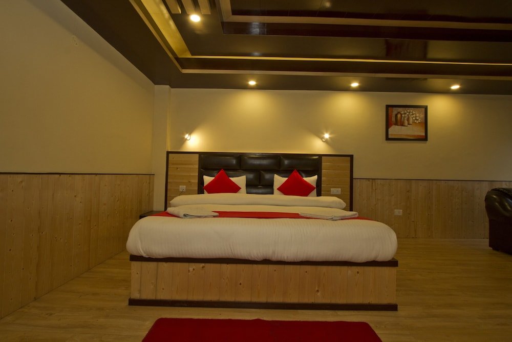 Standard Single room Ishaan Resort
