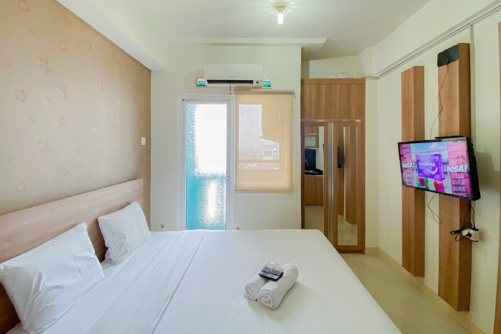 Monolocale Comfort Living Studio At 20Th Floor Green Pramuka City Apartment