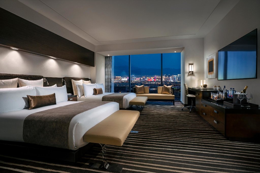 Четырёхместный номер Standard с видом на город Red Rock Casino, Resort and Spa by Suiteness