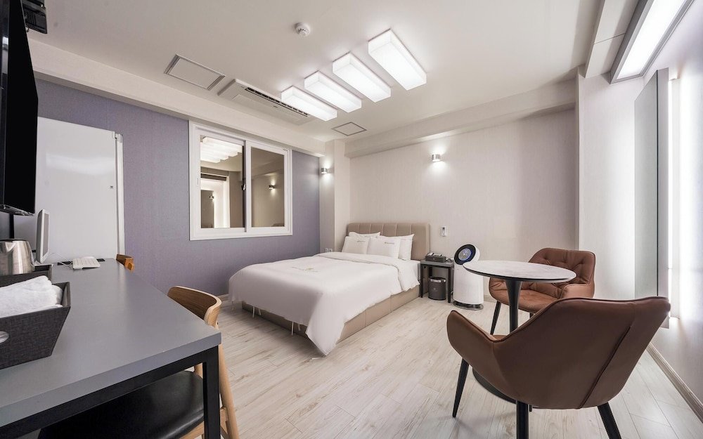 Deluxe room Gwangju Nongseongdong Hotel Ballantine
