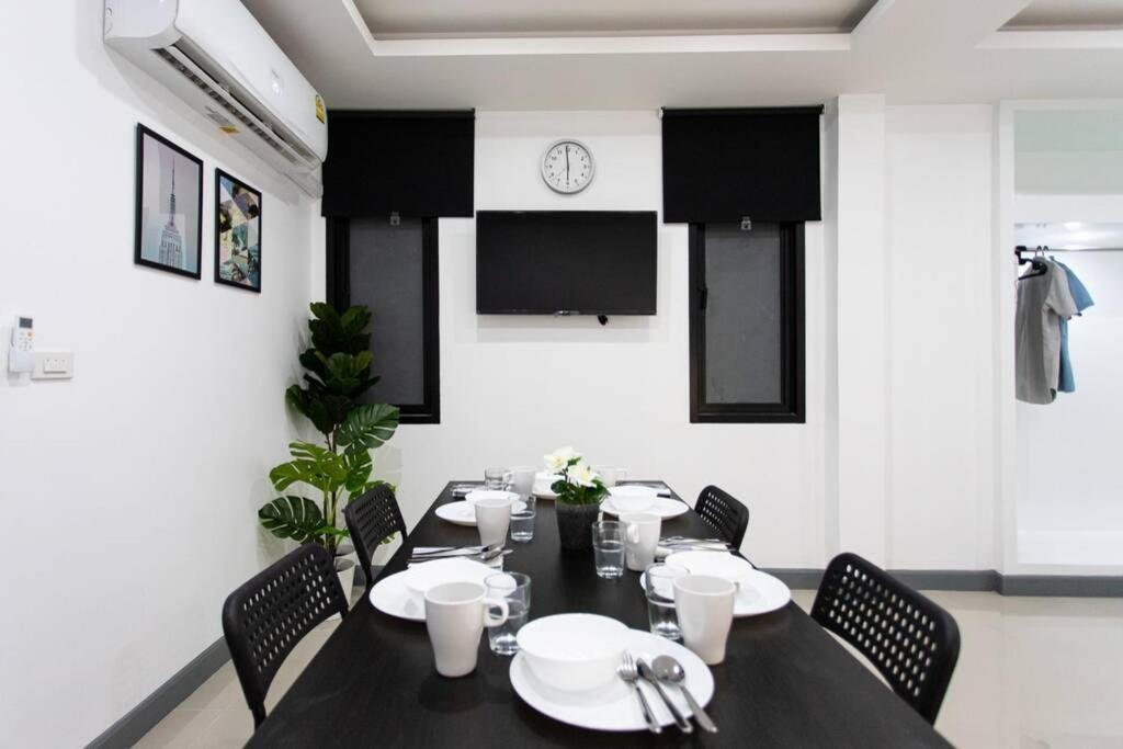 Monolocale P3 Silom Large 2beds full kitchen WIFI 4-6pax