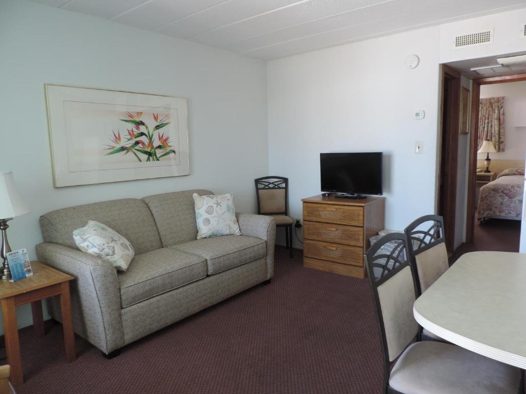 1 Bedroom Suite Panoramic Motel & Apts