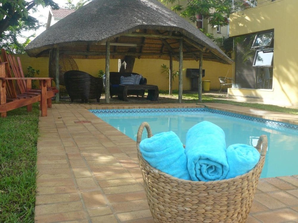 Standard room Ezulwini Guest House - Standard Double Room With Balcony Pool View, 2 Guests