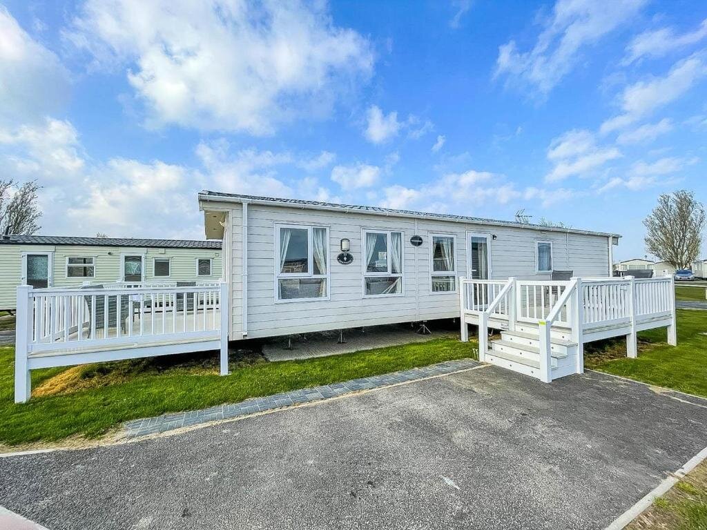 Standard chambre Beautiful Caravan With Decking Wifi At Martello Beach Holiday Park Ref 29077dw