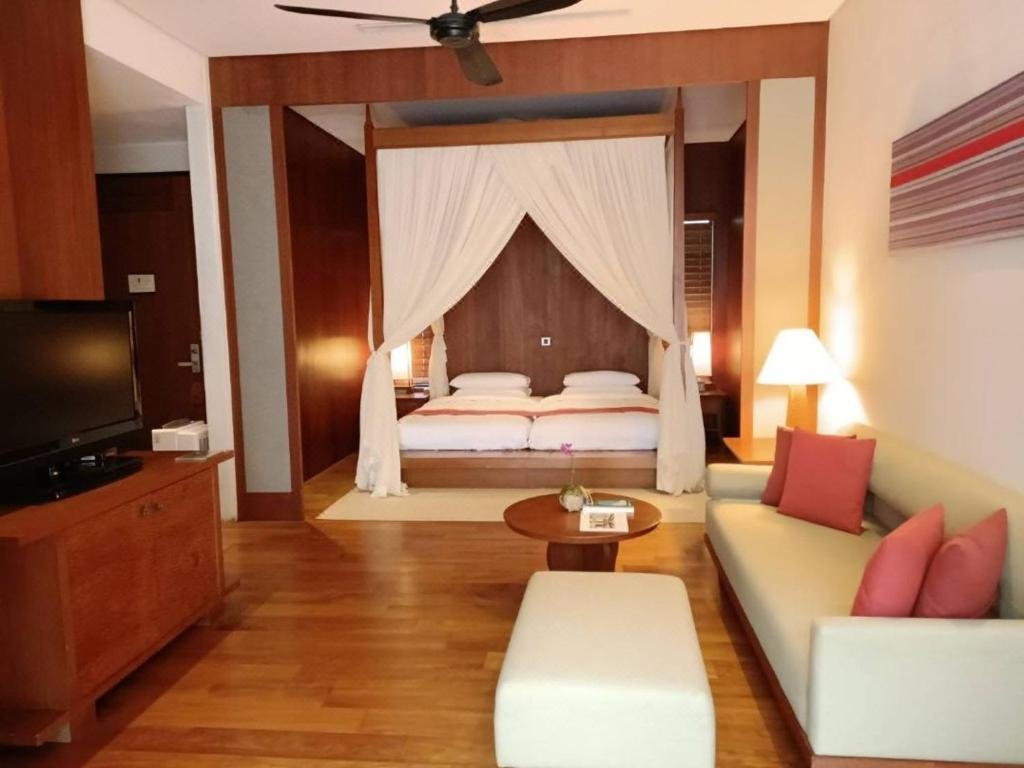 Standard Double room with balcony Volando Urai Spring Spa and Resort