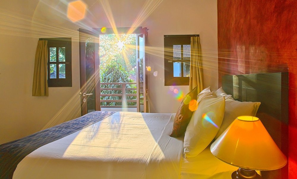 Deluxe Double room with pool view Puri Sading Hotel