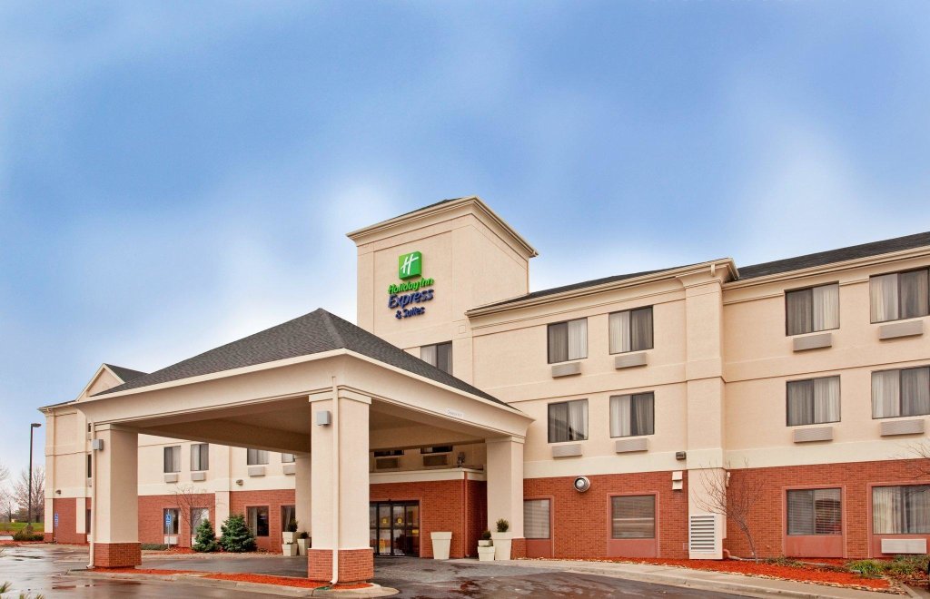 Suite Holiday Inn Express Kansas City Liberty Missouri, an IHG Hotel