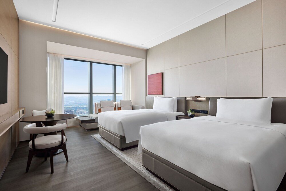 Четырёхместный номер Executive JW Marriott Hotel Changsha